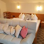Gasthof Dorfwirt بيت ريفي